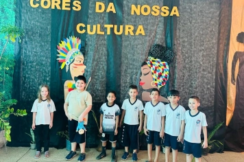 Foto - Projeto Arco-Íris destaca diversidade cultural em exposição aberta à comunidade