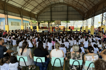Foto - Um dia de muita alegria marca o encerramento da Semana das Crianças em Taiúva 