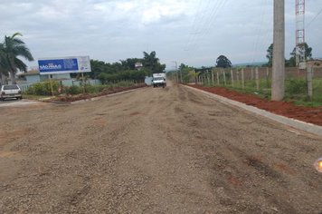 Foto - Manutenção de Vias Públicas e Praças