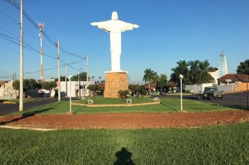 Foto - Manutenção de Vias Públicas e Praças