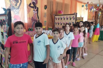 Foto - Projeto Arco-Íris destaca diversidade cultural em exposição aberta à comunidade