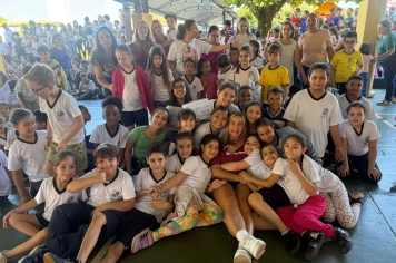 Foto - Caravana do Esporte reúne alunos e comunidade em Taiúva no Dia do Desafio 2026