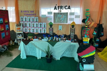 Foto - Projeto Arco-Íris destaca diversidade cultural em exposição aberta à comunidade