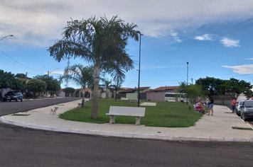 Foto - Manutenção de Vias Públicas e Praças
