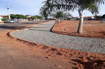 Foto - Manutenção de Vias Públicas e Praças
