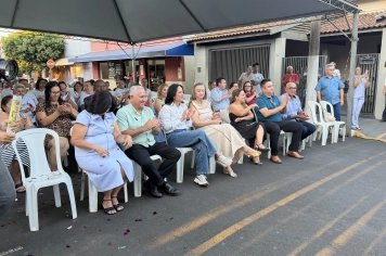 Foto - Primeira-dama do Estado visita Taiúva e destaca programa de qualificação profissional