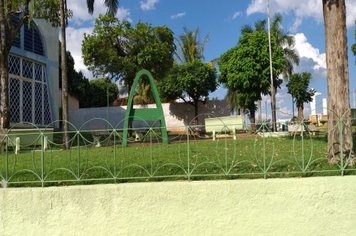 Foto - Manutenção de Vias Públicas e Praças