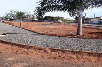 Foto - Manutenção de Vias Públicas e Praças
