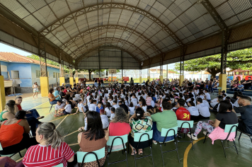 Foto - Um dia de muita alegria marca o encerramento da Semana das Crianças em Taiúva 