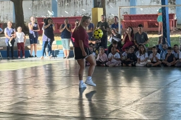 Foto - Caravana do Esporte reúne alunos e comunidade em Taiúva no Dia do Desafio 2026
