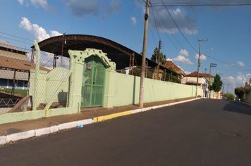 Foto - Manutenção de Vias Públicas e Praças