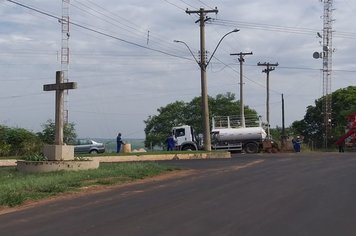 Foto - Manutenção de Vias Públicas e Praças