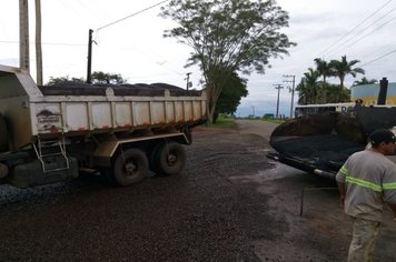 Foto - Manutenção de Vias Públicas e Praças