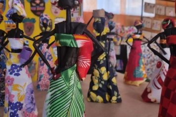 Foto - Projeto Arco-Íris destaca diversidade cultural em exposição aberta à comunidade