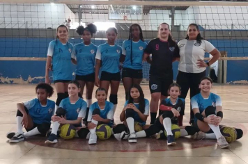Taiúva recebe Paraíso pela Copa APER de Voleibol de Base