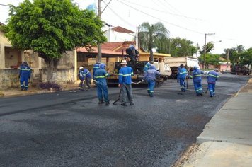 Taiúva  recomea obras de recapeamento asfltico!
