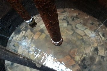 Taiúva  realizada limpeza no manancial santa rita!