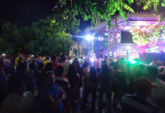 Taiúva  djá benny agita o sábado de aleluia 