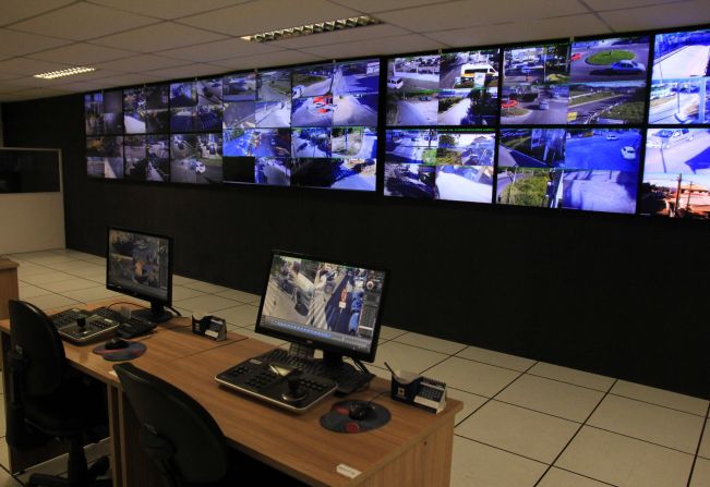 PREFEITURA PRETENDE VIDEOMONITORAR TODOS OS PRÉDIOS PÚBLICOS, RUAS E AVENIDAS! 